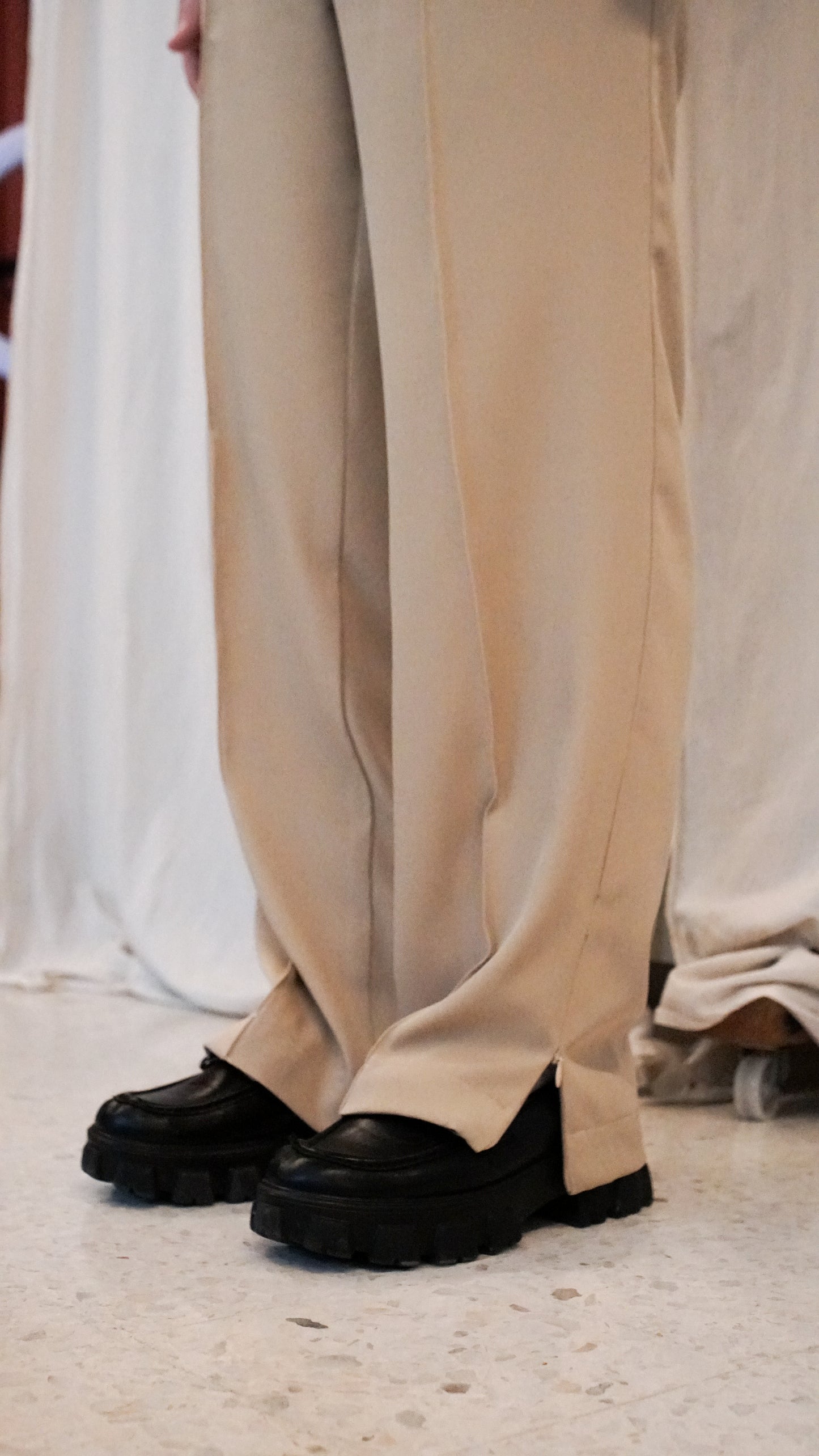 Smart Pleated Pants - Black